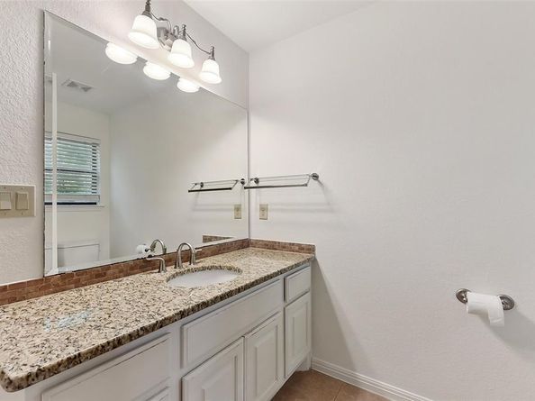 10104 Missel Thrush DR, Austin TX 78750