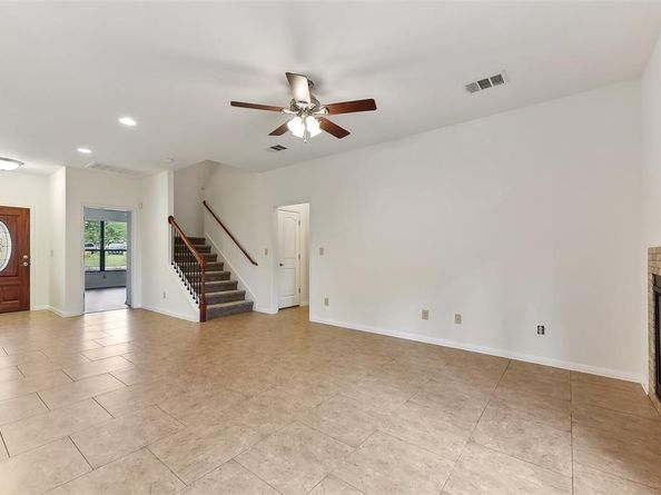 10104 Missel Thrush DR, Austin TX 78750