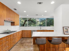 2301 S 5th ST 6, Austin TX 78704