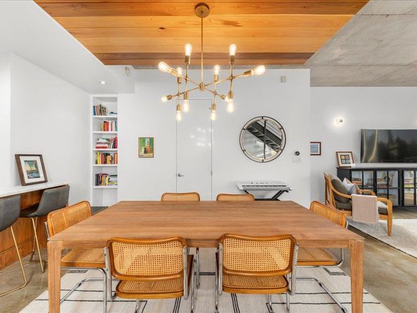 2301 S 5th ST 6, Austin TX 78704