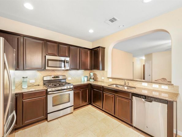 1105 April Meadows LOOP, Georgetown TX 78626