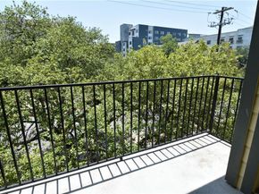 914 W 26th ST 304, Austin TX 78705