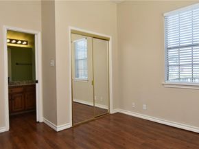 914 W 26th ST 304, Austin TX 78705