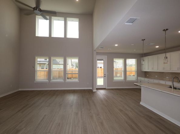 3969 Waco WAY, Leander TX 78641
