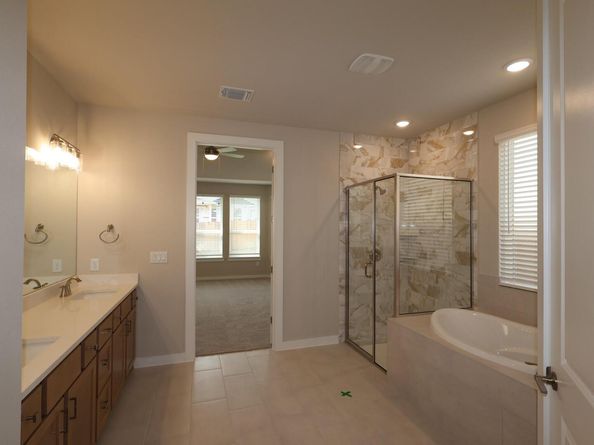 3969 Waco WAY, Leander TX 78641