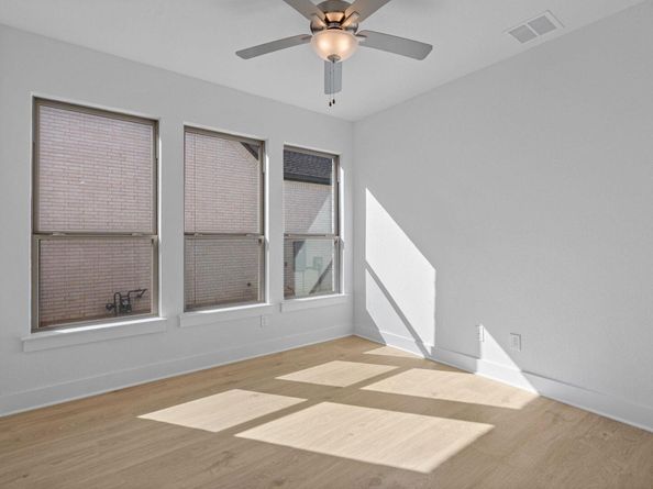 1433 Blue Moon DR, Georgetown TX 78628