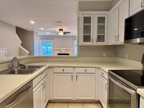 6900 E Riverside DR 8, Austin TX 78741