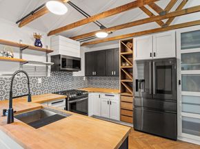 6904 Cherry Meadow DR, Austin TX 78745