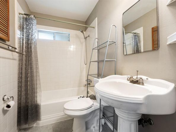 2605 W 49th ST, Austin TX 78731
