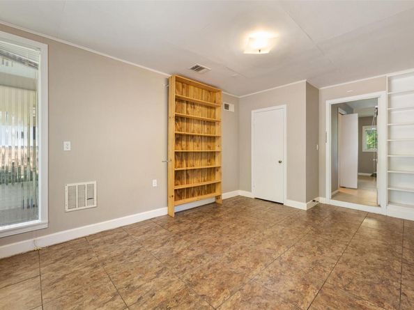 2605 W 49th ST, Austin TX 78731