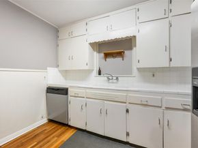2605 W 49th ST, Austin TX 78731