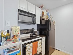 715 22 1/2 St 101, Austin TX 78705