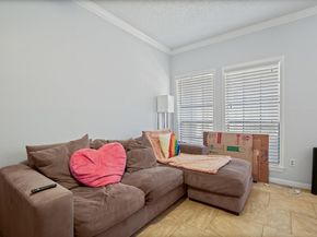 715 22 1/2 St 101, Austin TX 78705