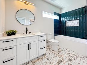 2309 Montopolis DR 8, Austin TX 78741