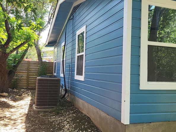 3106 Northeast DR, Austin TX 78723
