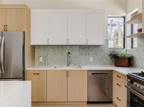 2206 Holly ST 2, Austin TX 78702