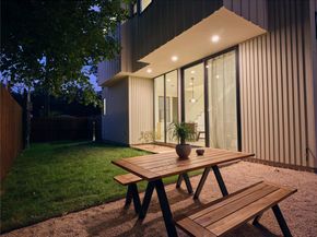 2206 Holly ST 2, Austin TX 78702