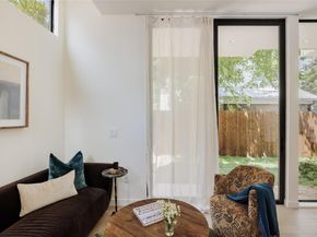 2206 Holly ST 2, Austin TX 78702