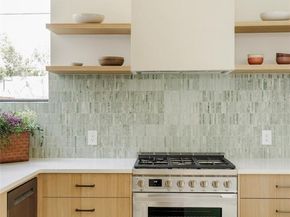 2206 Holly ST 2, Austin TX 78702