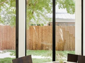 2206 Holly ST 2, Austin TX 78702