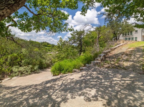 7206 Comanche TRL, Austin TX 78732