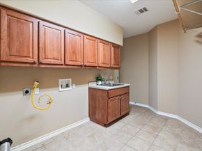 2812 Alsatia DR, Austin TX 78748
