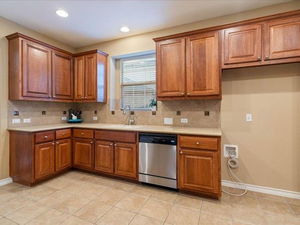 2812 Alsatia DR, Austin TX 78748
