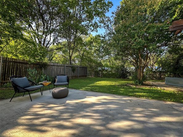 910 Emerald Wood DR, Austin TX 78745