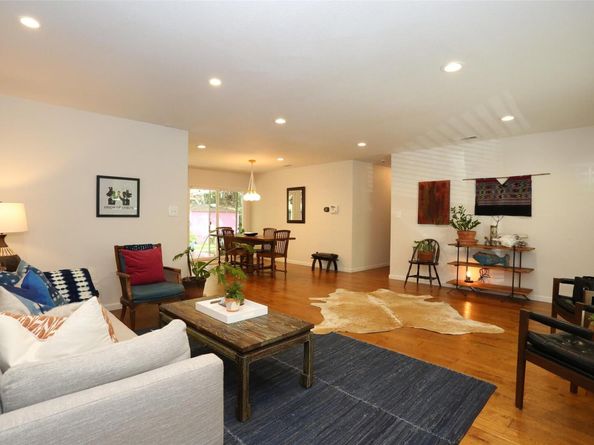 910 Emerald Wood DR, Austin TX 78745