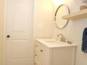 910 Emerald Wood DR, Austin TX 78745
