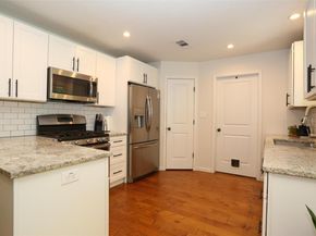 910 Emerald Wood DR, Austin TX 78745