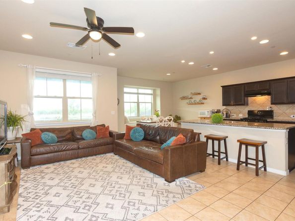 2880 Donnell DR 2203, Round Rock TX 78664