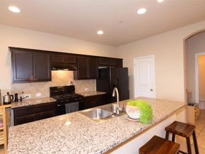 2880 Donnell DR 2203, Round Rock TX 78664