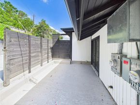 6108 Shadow Valley DR B, Austin TX 78731