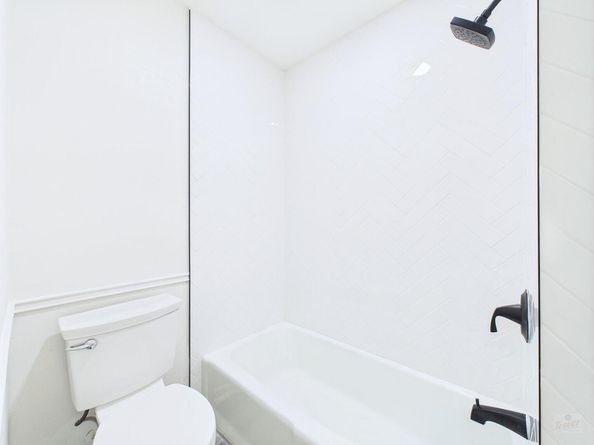 6108 Shadow Valley DR B, Austin TX 78731