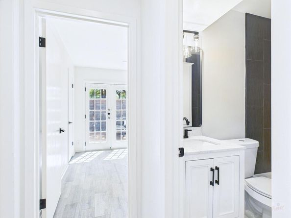 6108 Shadow Valley DR B, Austin TX 78731