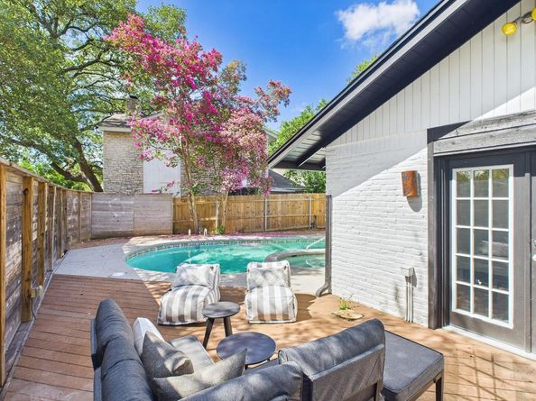 6108 Shadow Valley DR B, Austin TX 78731