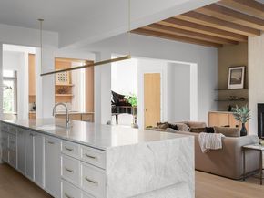 2809 Waterbank CV, Austin TX 78746