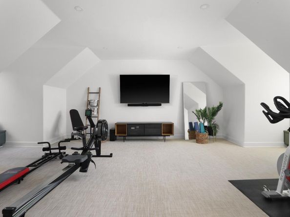 2809 Waterbank CV, Austin TX 78746