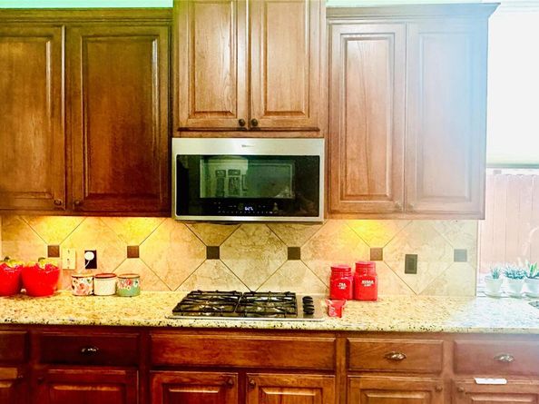 1125 Castle PATH, Round Rock TX 78681