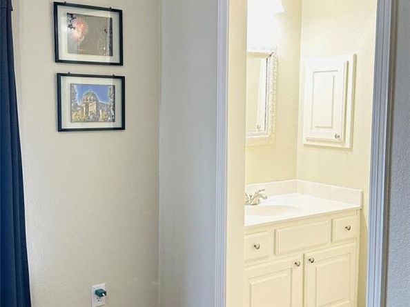 1125 Castle PATH, Round Rock TX 78681