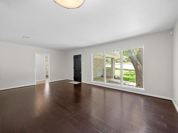 3518 Lakeland DR, Austin TX 78731