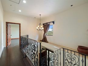 201 Cowal DR N, Spicewood TX 78669