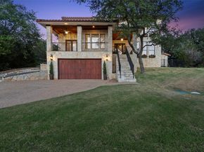 201 Cowal DR N, Spicewood TX 78669