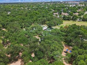 9002 Bubbling Springs TRL, Austin TX 78729