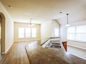 220 Valona LOOP, Round Rock TX 78681