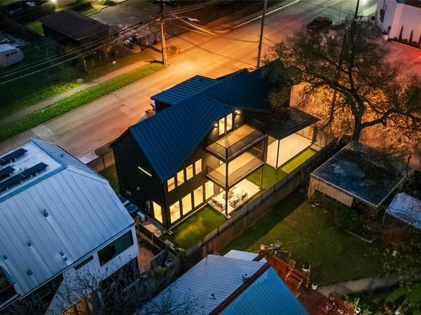 108 Comal ST, Austin TX 78702