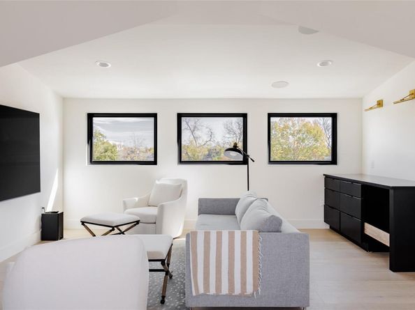 108 Comal ST, Austin TX 78702