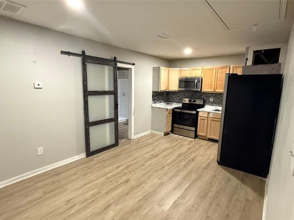 5802 Teri RD, Austin TX 78744