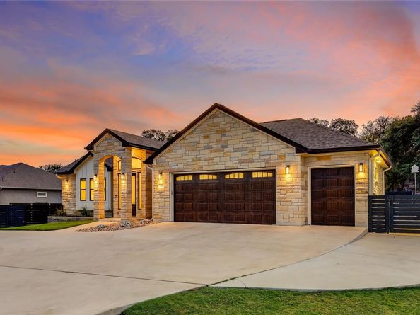 112 Venture BLVD S, Point Venture TX 78645